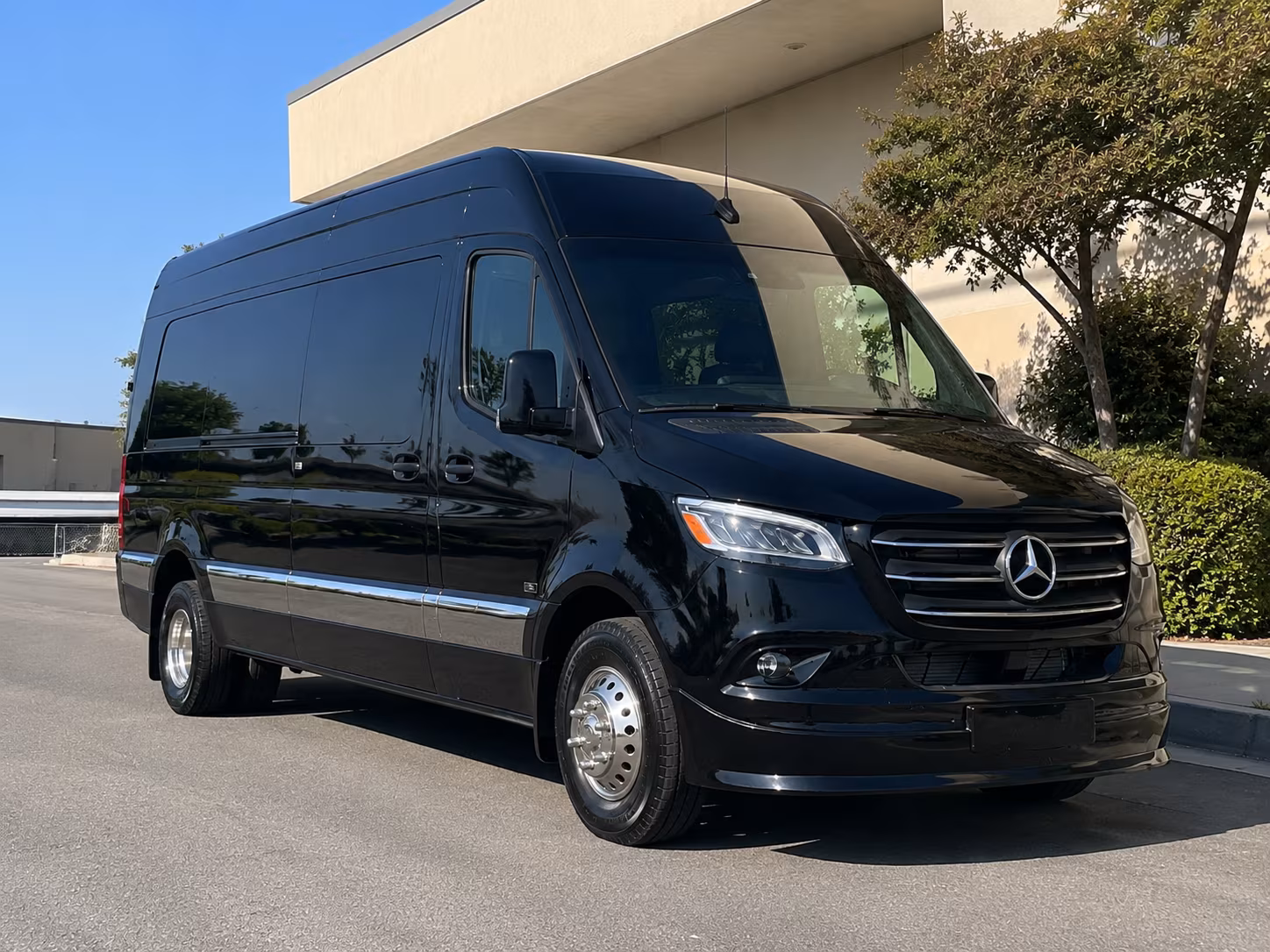 corvallis private shuttles for winery pickups and drop offs in corvallis