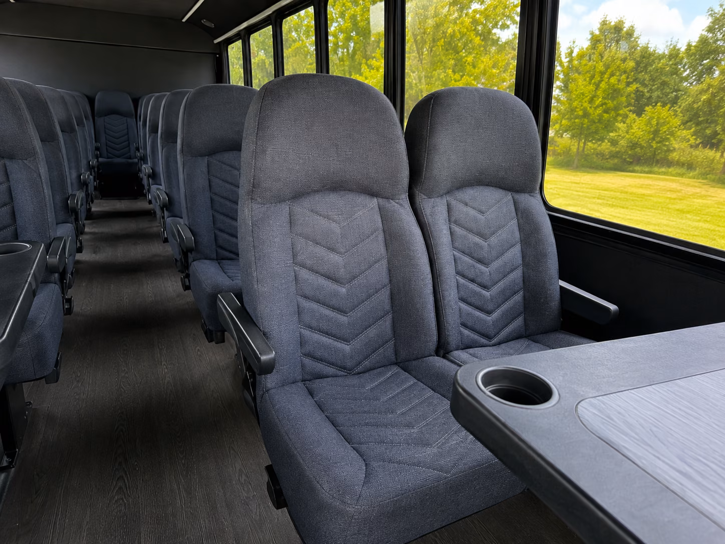 eugene field trip charter buses with room for the whole class