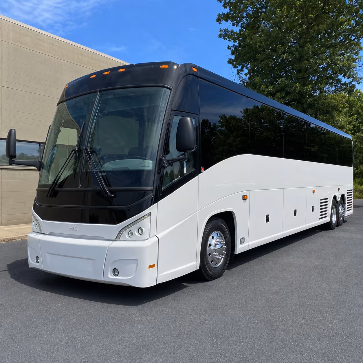 eugene timely charter buses for eugene wedding guests