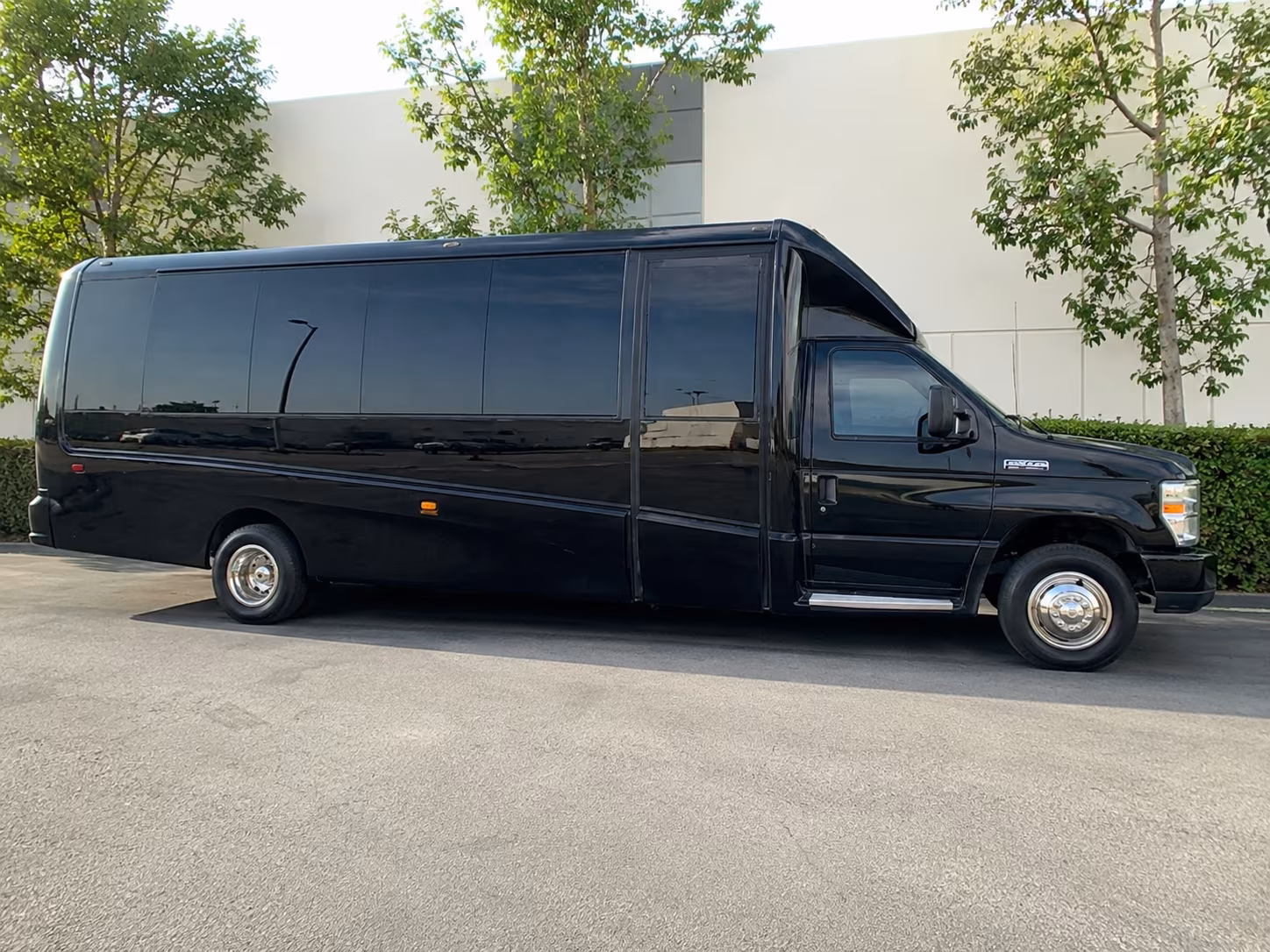 how seasonality and peak times affect charter bus rates in vancouver washington