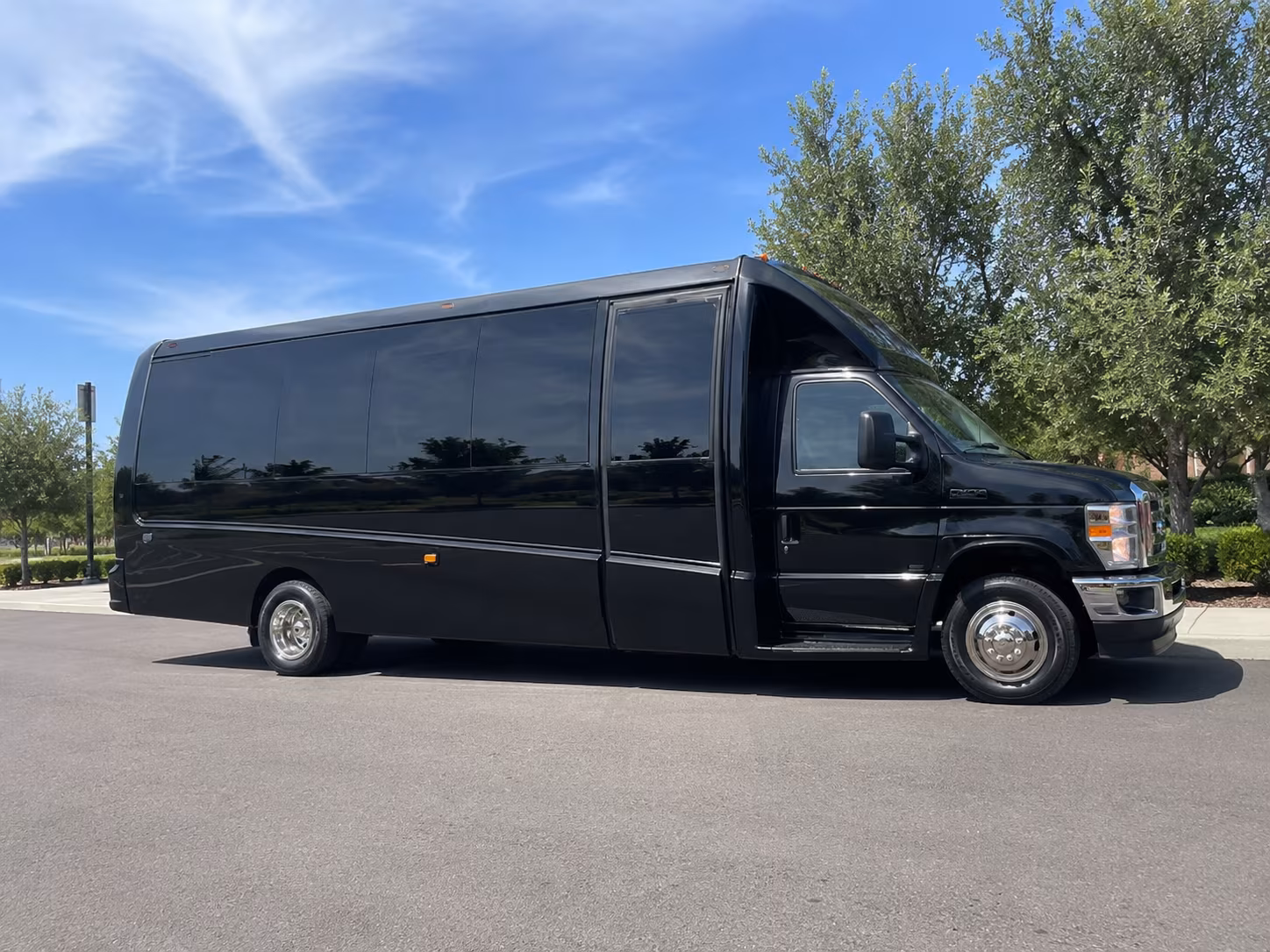 how starting location and deadhead affect charter bus rates in vancouver washington