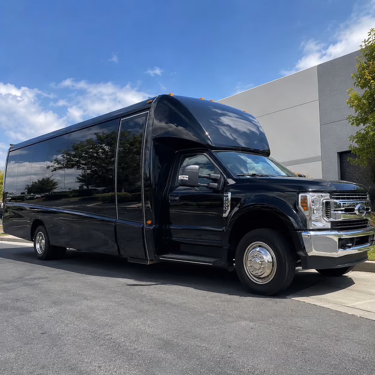 lake oswego charter buses for lake oswego classrooms and field trips