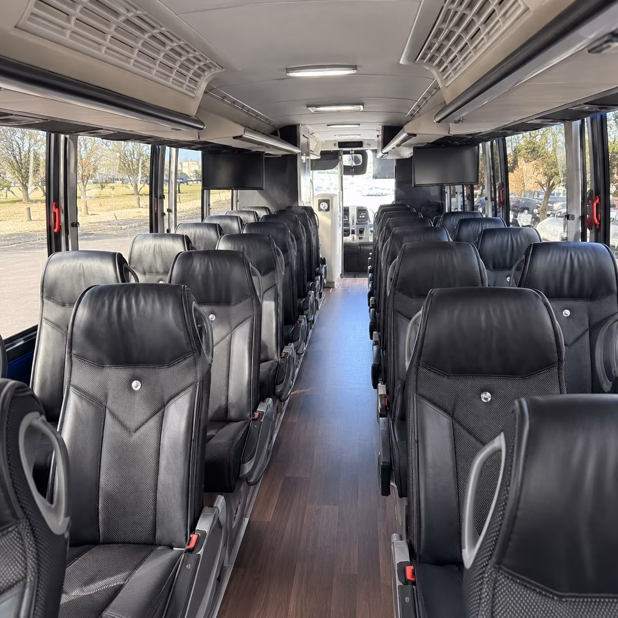seattle trips made easy charter buses from vancouver to the emerald city