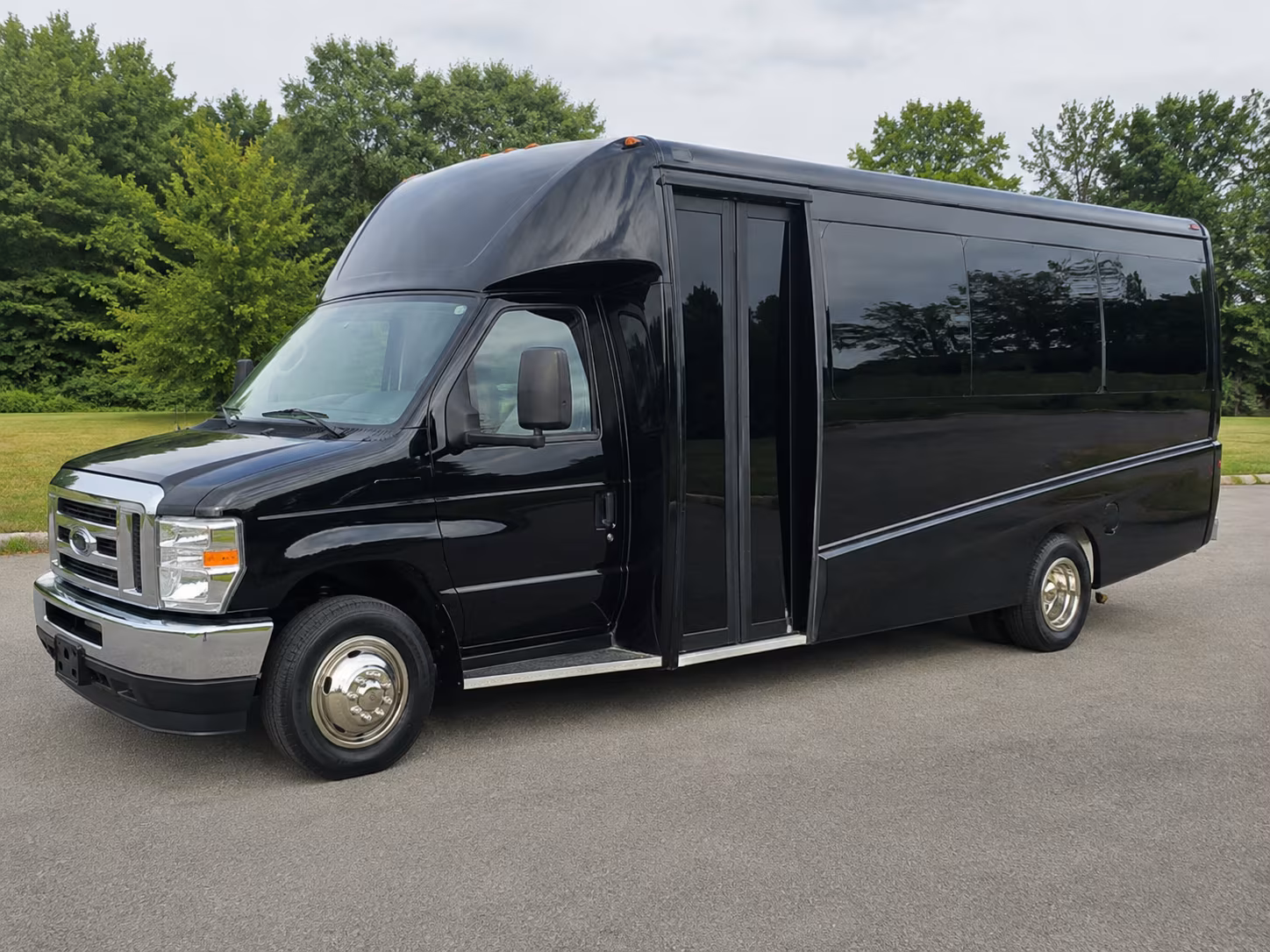 tigard make your trip easier with tigard long distance charter bus rentals