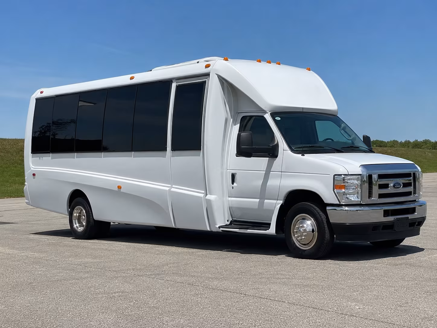 vancouver new years eve party bus rental